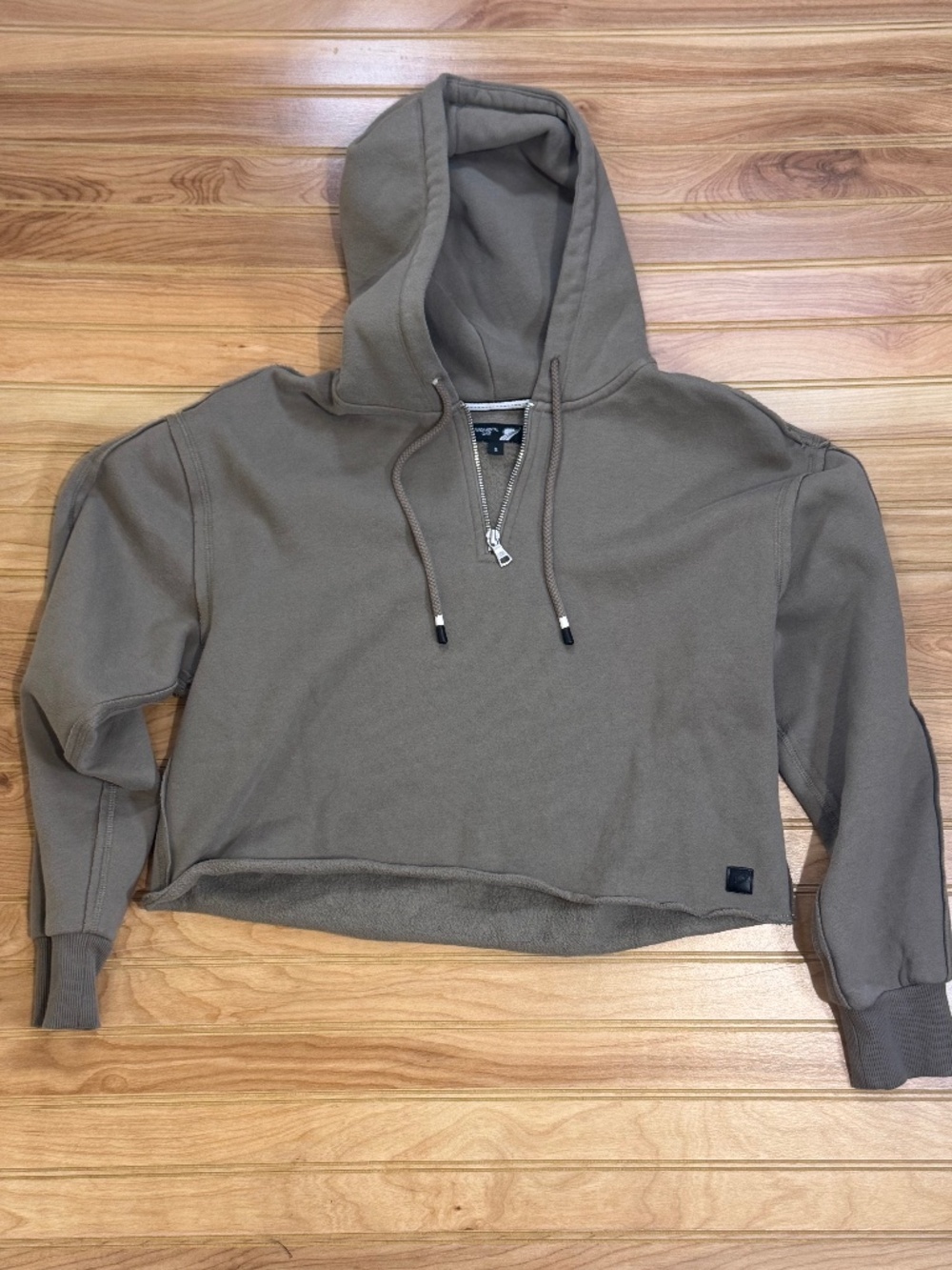 Fundamental Coast Cropped Hoodie - Small